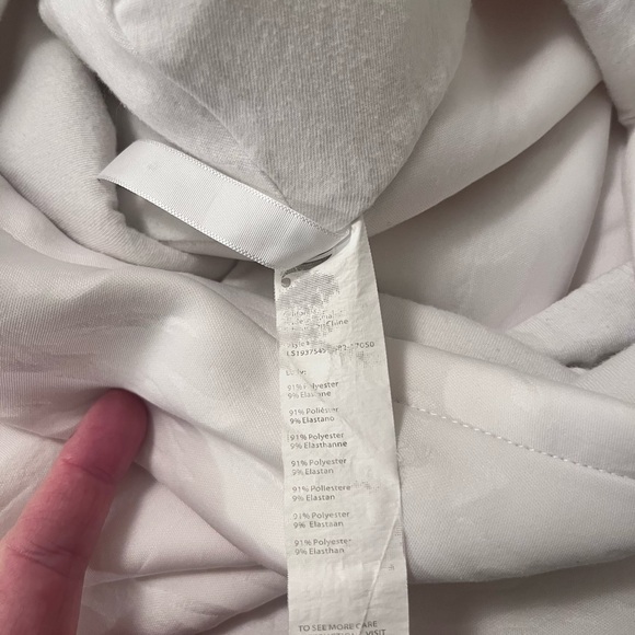 Fabletics Lotta Cocoon Hoodie II - Picture 7 of 7